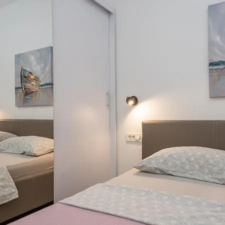 Apartman Angela Luxury I *
