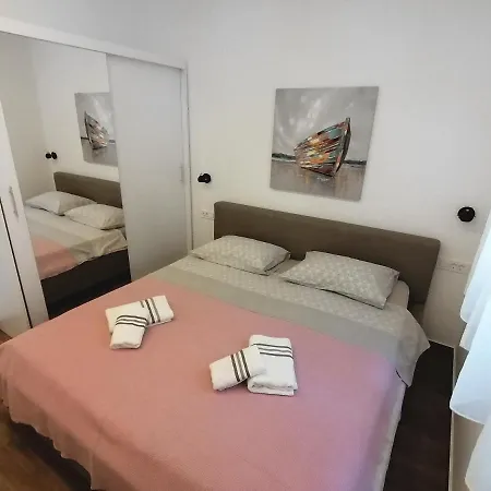 Angela Luxury I * זאדאר