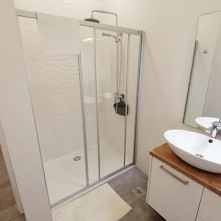 Angela Luxury I דירה
